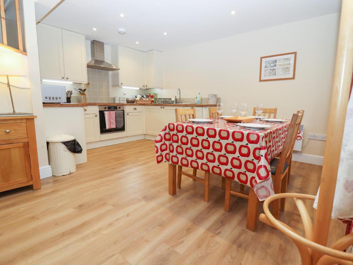 The Cottage At Barrow Mead บาธ ภายนอก รูปภาพ